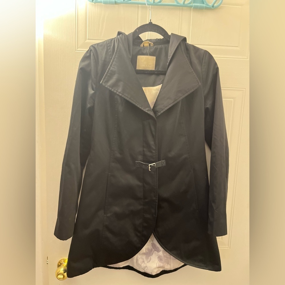 SOIA & KYO Black Jacket W/ Floral-Print lining - Picture 5 of 6